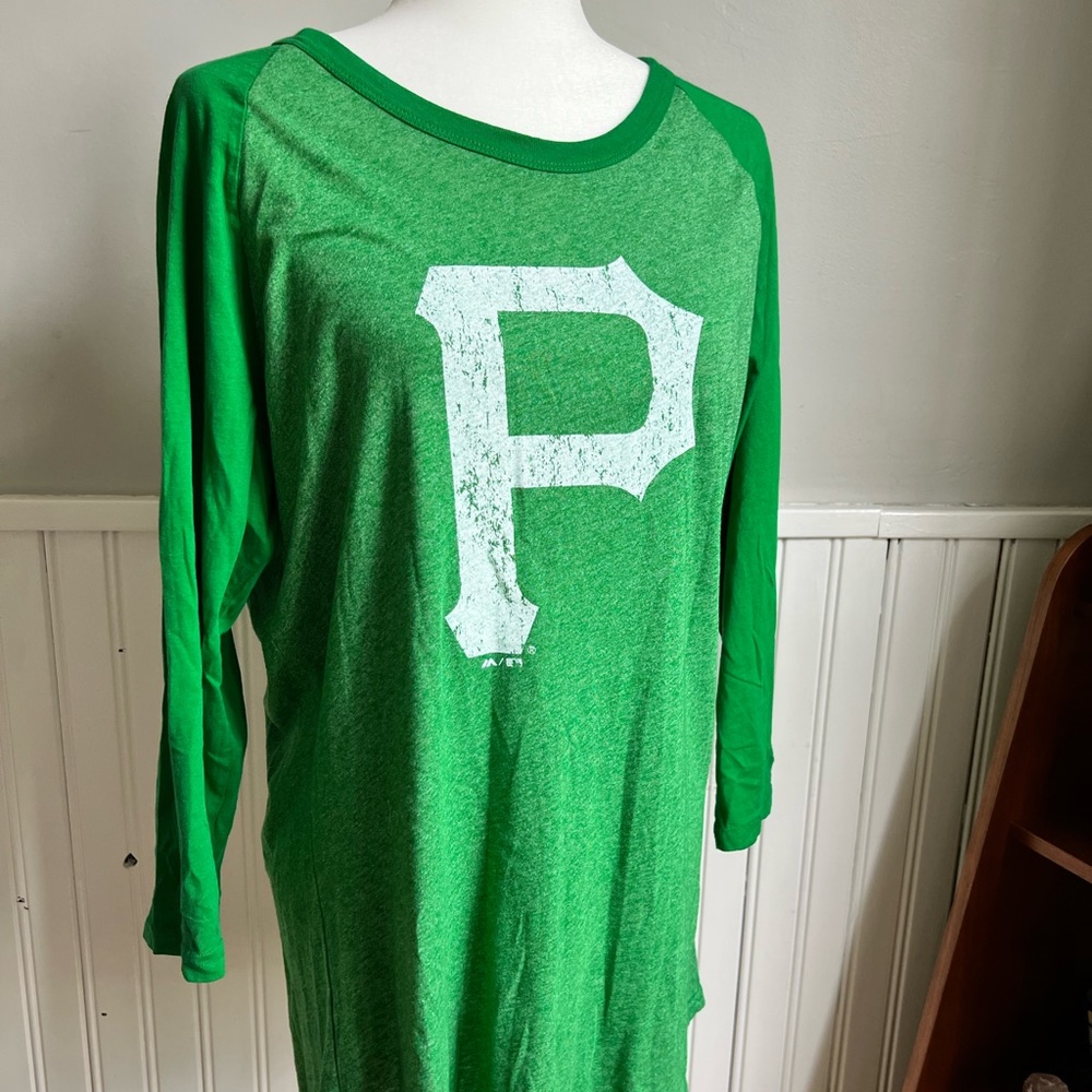 MLB Pirates Baseball Tee